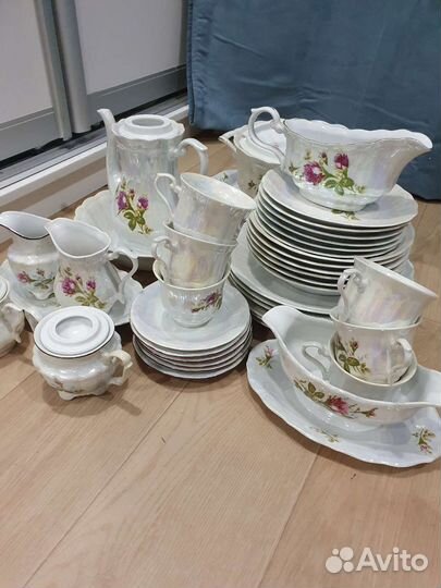 Столовый сервиз новый
