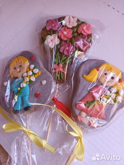 Детский мастер-класс по росписи имбирных пряников