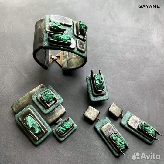 Авторские украшения из кожи с природными камнями