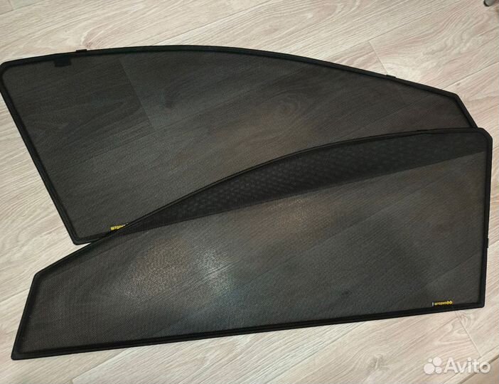 Сетка на окно авто