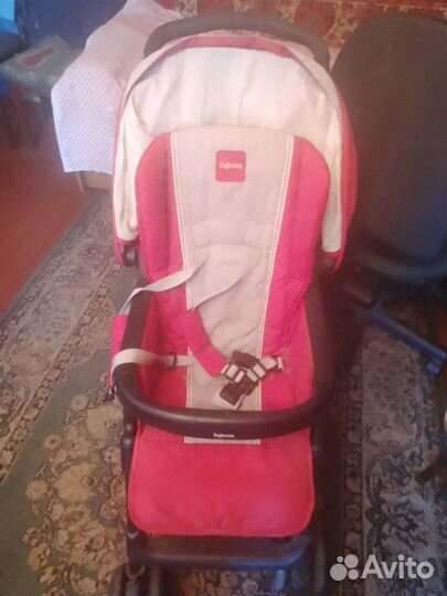 Прогулочная коляска