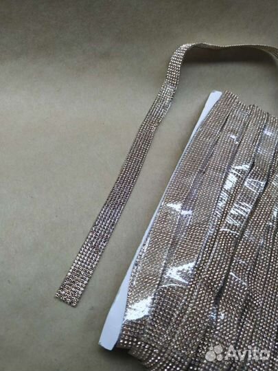 Стразовая лента