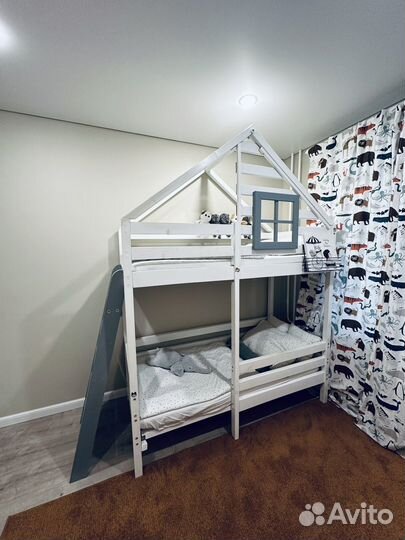 Кроватка домик двухъярусная + матрасы IKEA бу