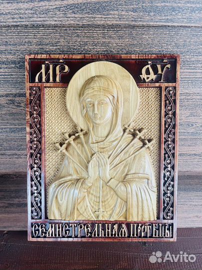 Икона из дуба