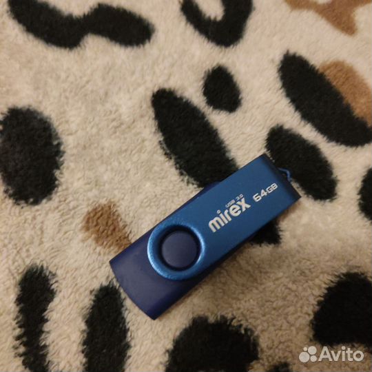 Usb флешка от Mirex на 64 Гб