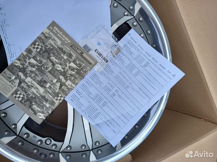 Кованые диски R20 5/114,3 OZ двухчастные Италия