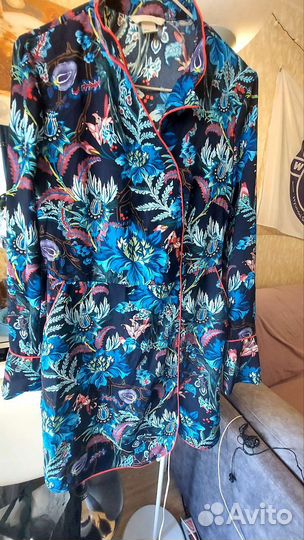 Куртки,свитеры