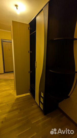 Шкаф в прихожую