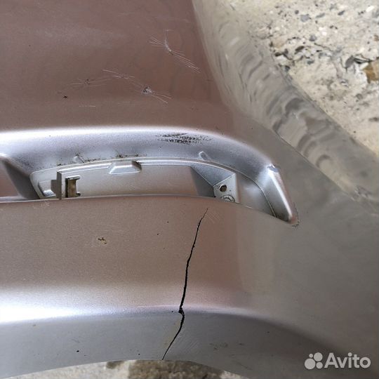 Бампер toyota corolla 180