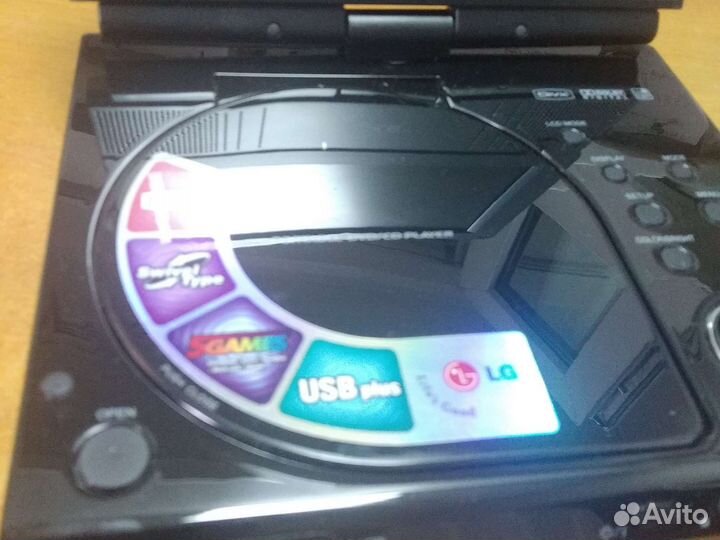Portable dvd/cd player Lg dp272b