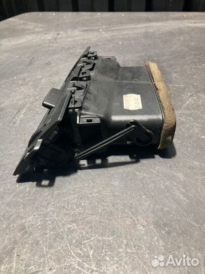 Дефлектор обдува передний левый Bmw 5 E60 M57D30