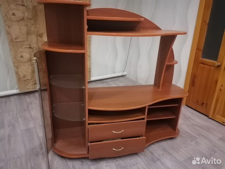 Стойка для телевизора