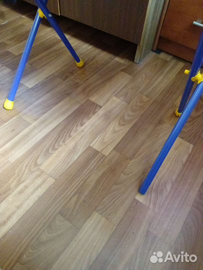 Детский стол и стул