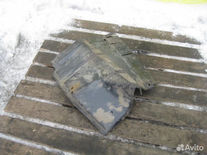 Крыло переднее правое передняя часть 81612300070 M