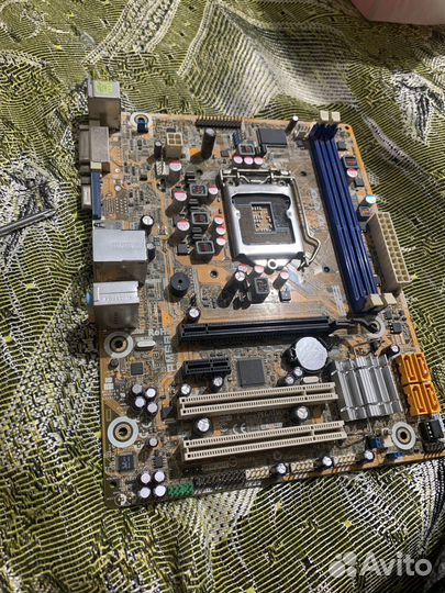 Материнская плата 1155 foxconn