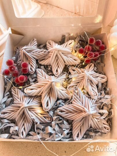 Елочные игрушки