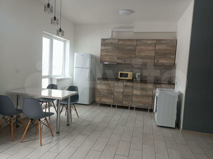 1-к. квартира, 65 м², 1/3 эт.