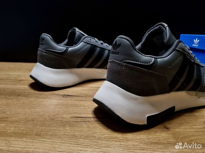Кроссовки Adidas мужские