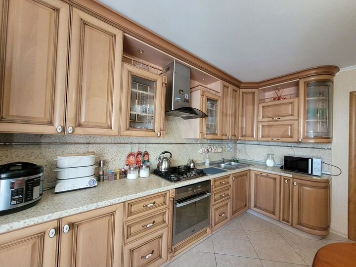 3-к. квартира, 117,2 м², 6/16 эт.