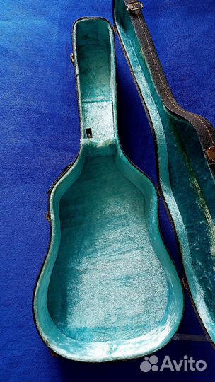 Кейс для гитары, Япония