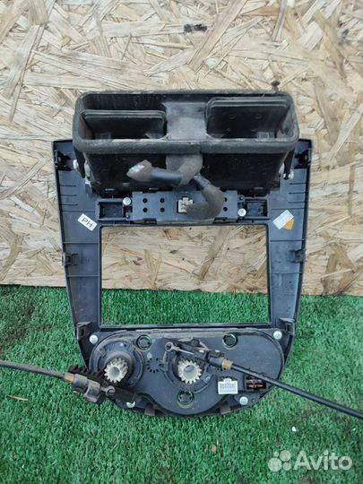 Центральная рамка Chevrolet Lacetti седан