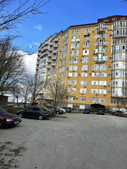 3-к. квартира, 98,6 м², 10/10 эт.