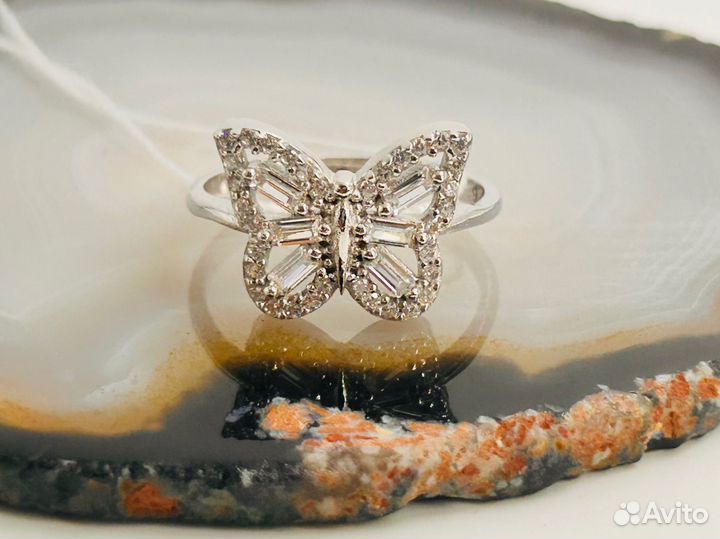 Серебряное кольцо