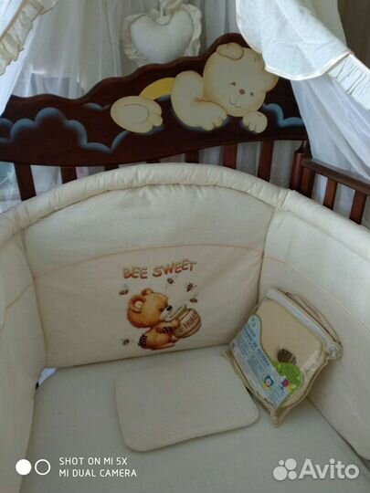 Детская кроватка