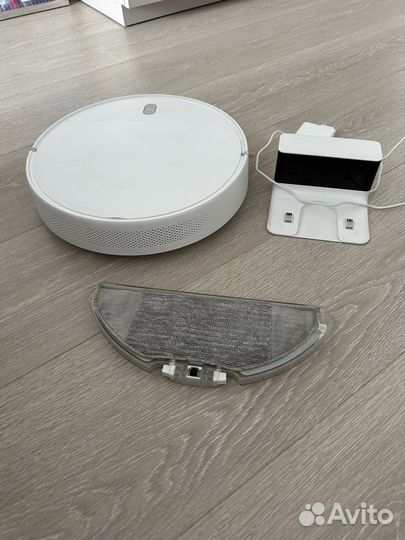 Робот пылесос xiaomi mi robot vacuum mop essential