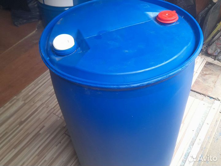 Бочка пластиковая бу 227л