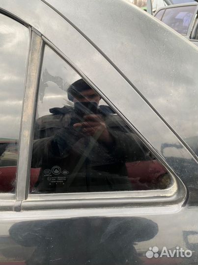 Форточка двери задняя левая Geely Mk MR479QA 2012