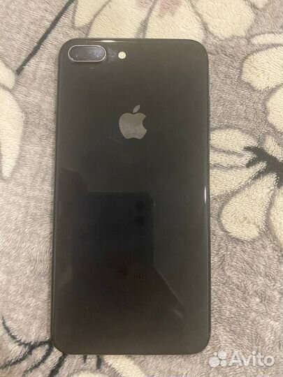 iPhone 8 Plus, 64 ГБ