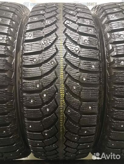 Bridgestone Blizzak Spike-01 215/60 R17 100T