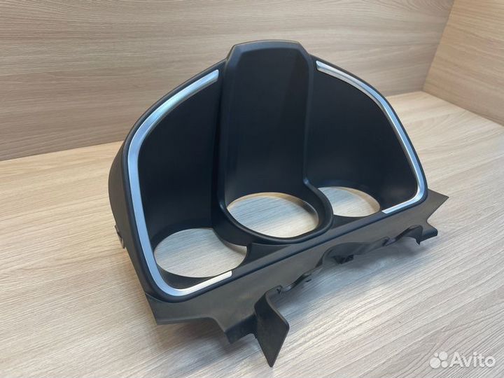 Козырек щитка приборов LADA X-Ray