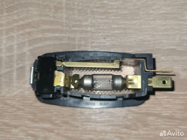 Фонарь салона левый Hyundai Kia