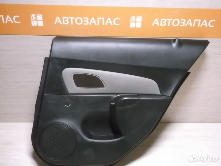 Обшивка двери Chevrolet Cruze Круз карта