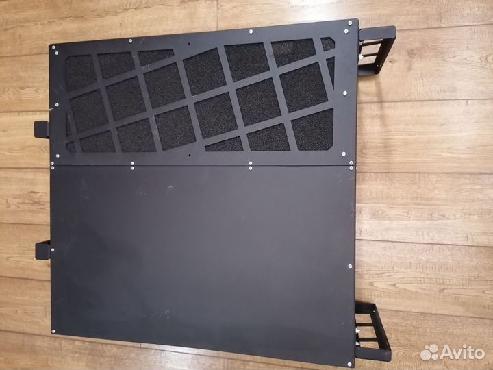 Donnager корпус на 8 видеокарт