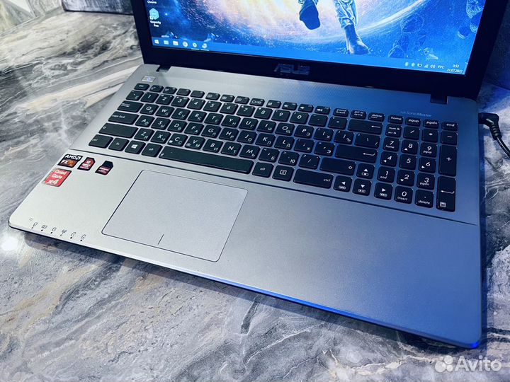 Ноутбук Asus X550Z AMD FX-7600/Radeon R7/SSD