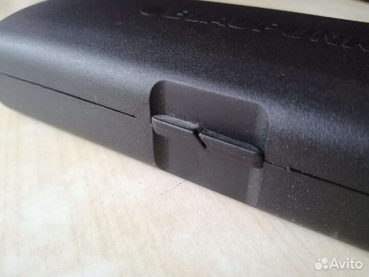 Футляр панели автомагнитолы