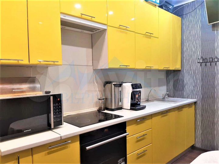 3-к. квартира, 79,4 м², 2/5 эт.