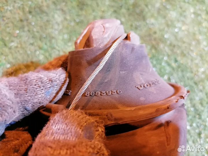 Кронштейн крепления двигателя передний 08649262 Vo