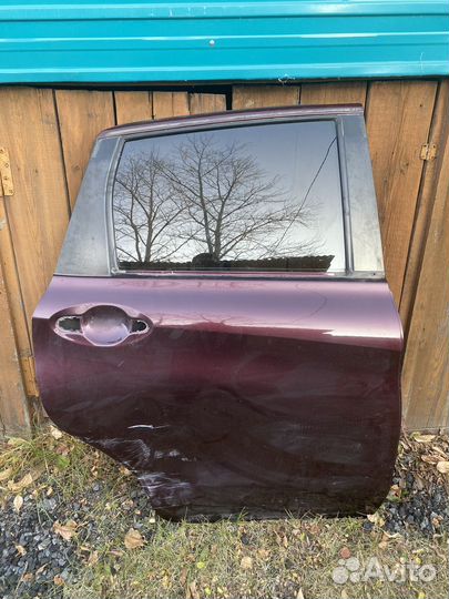 Дверь задняя правая Nissan Not 2016 г