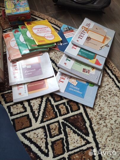 Продам рабочие тетради для 4 класса