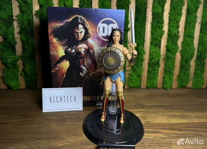 Фигурка Чудо Женщина
