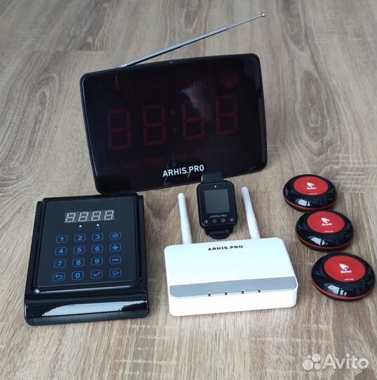 Кнопка вызова персонала, часы, табло, пуль, репите