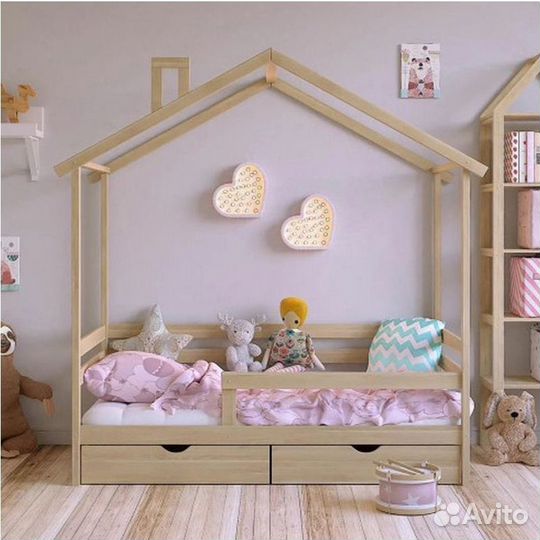 Детская кровать домик