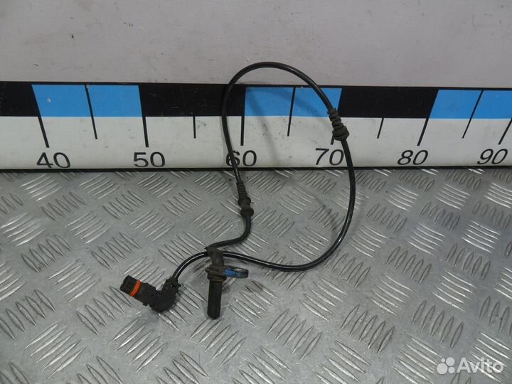 Б/У Датчик ABS передний правый W212