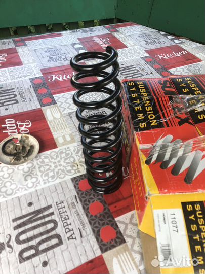 Пружина передняя Хонда C-RV