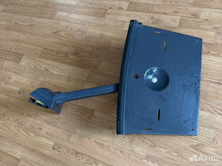 Кронштейн под TV или свч печь