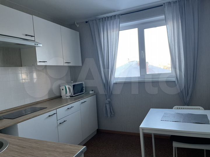 2-к. квартира, 57 м², 5/9 эт.